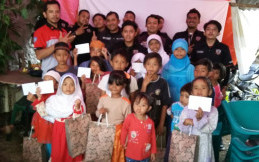 Anniversary Naked Wolve Indonesia Dimeriahkan dengan Baksos