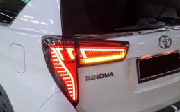 Lampu Belakang Toyota Kijang Innova Reborn Aftermarket