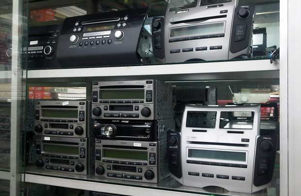 Tips Pintar Pilih Head Unit Mobil Bekas Berkualitas