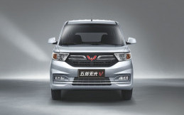 Wuling Luncurkan MPV Bermesin 1.200 cc, Hong Guang 
