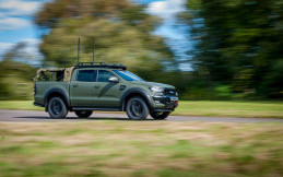 Modifikasi Ford Ranger Bergaya Militer