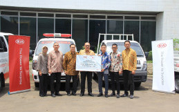 Masa Pemulihan Bencana di Palu, Kia Indonesia Beri Donasi 4 Unit Kendaraan pada PMI