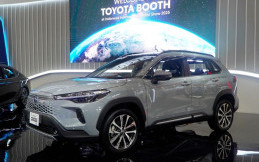 Melantai di IIMS 2025, Ini Kebaruan Toyota New Corolla Cross HEV 