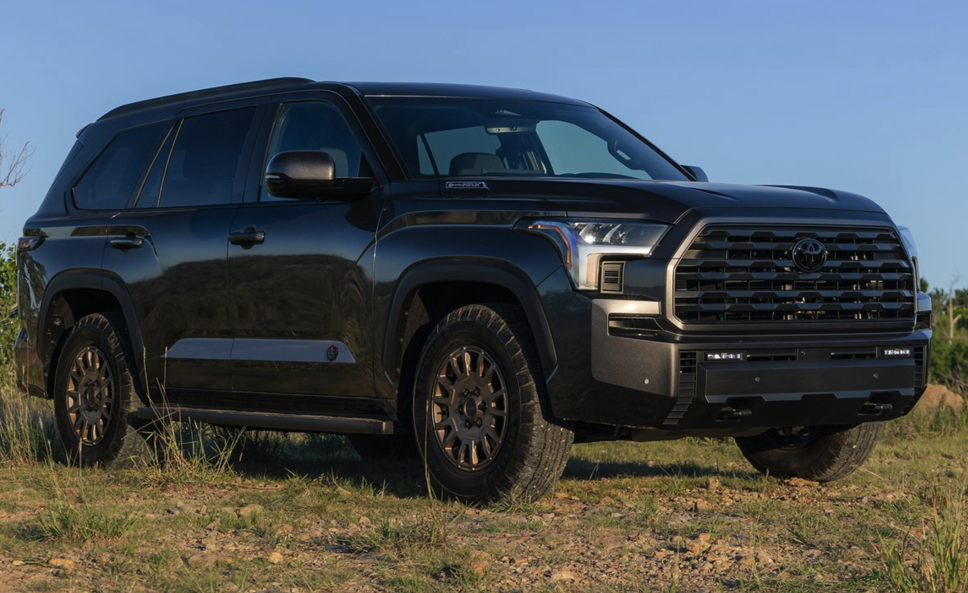 Toyota Sequoia 2027 Makin Canggih, Pakai Suspensi Old Man Emu dan Fitur Off-Road Baru