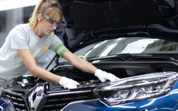 Renault Dapat Suntikan Dana Rp79 Triliun dari Pemerintah Prancis
