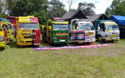Kopdar Solo Raya Truck Community Dipadati 400 an Kendaraan