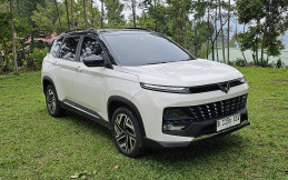 Jangan Dimatikan, Begini Cara Atur Lane Departure Warning di Wuling Almaz RS Pro