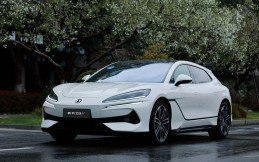 Denza Siap Bersaing di Pasar Eropa, Z9 GT Jadi Mobil Pertama yang Diluncurkan