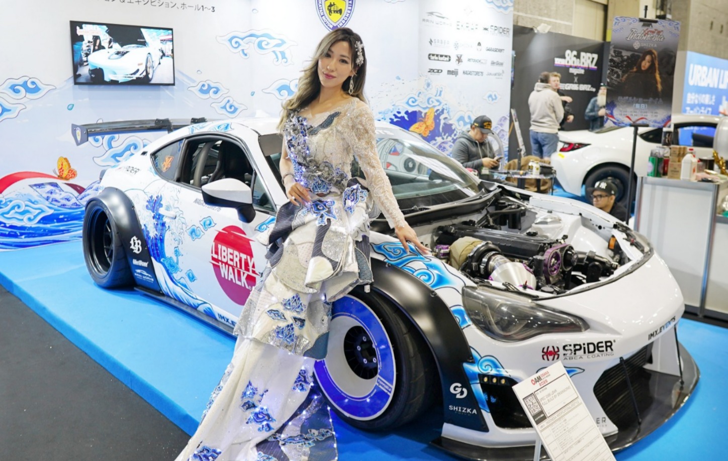 Toyota 86 Batik Mega Mendung Pamerkan Budaya Indonesia di Jepang