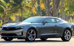 Penjualan Menurun, Chevrolet Camaro Akan Diproduksi Hingga 2026