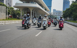 Pecinta Vespa Digandeng Piaggio Indonesia untuk Jajal Performa Seri GTS