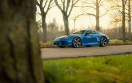 Kustomisasi Eksklusif Porsche 992.2 Terbaru TechArt