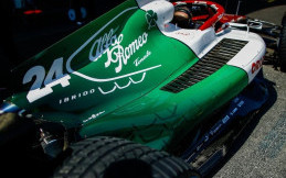 Alfa Romeo Racing Orlen Pakai Livery Khusus