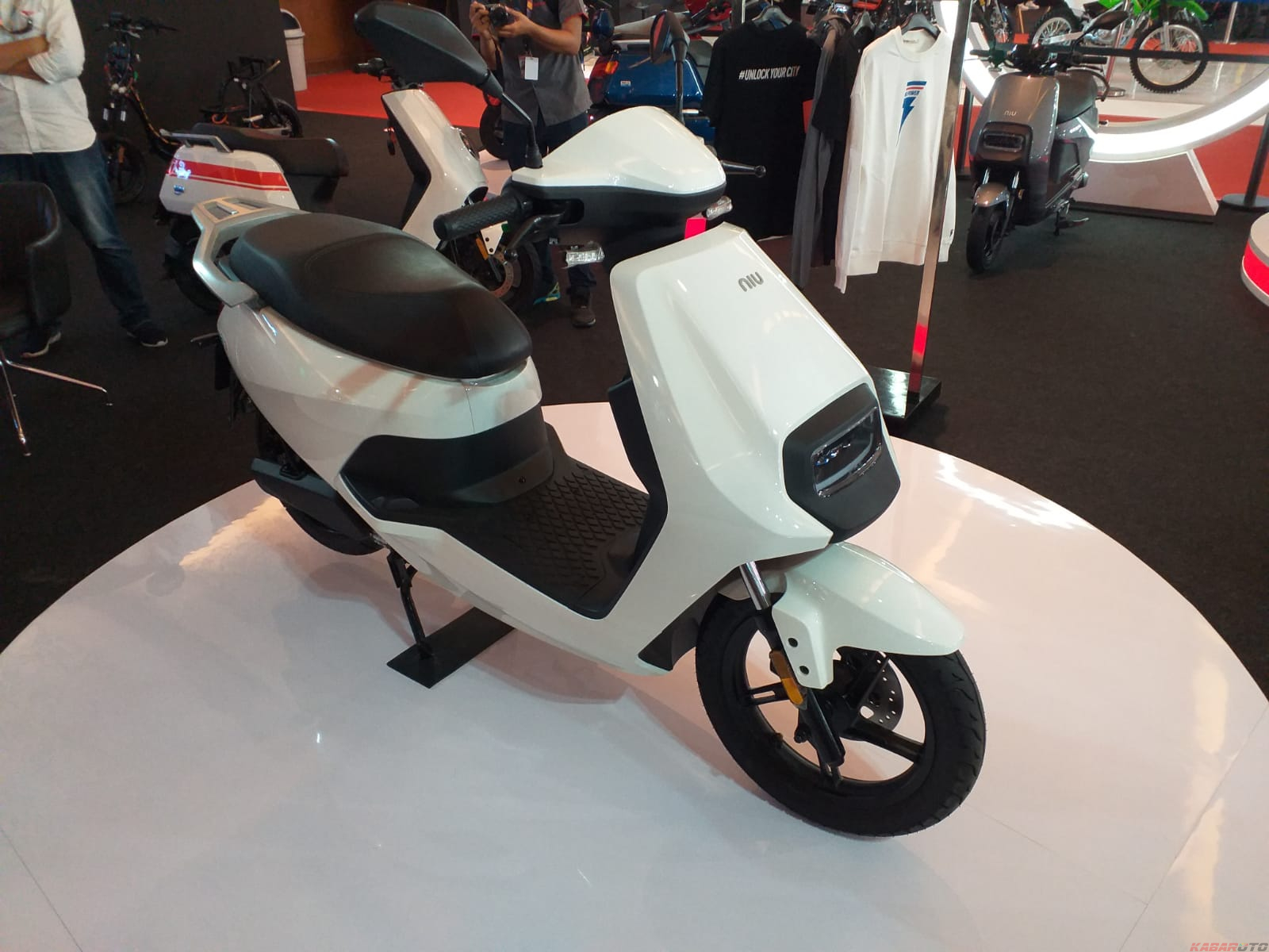 Deretan Promo Sepeda Motor di Ajang IIMS 2022