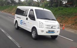 Tips Perawatan Mobil Listrik Komersial DFSK Gelora E