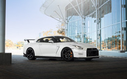 Intip Modifikasi Nissan GT-R Black Edition Pemuda Asal Tangerang Ini