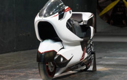 White Motorcycle Concepts akan Rekorkan Motor Listrik Terkencang
