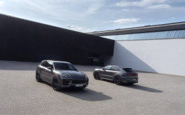 Intip Fitur Baru pada Porsche Taycan dan Cayenne Black Edition