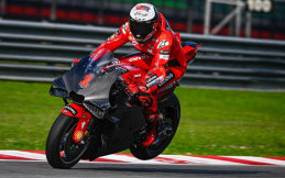 Francesco Bagnaia Keluhkan Handling Desmosedici GP23 Usai Tes Pramusim MotoGP Sepang