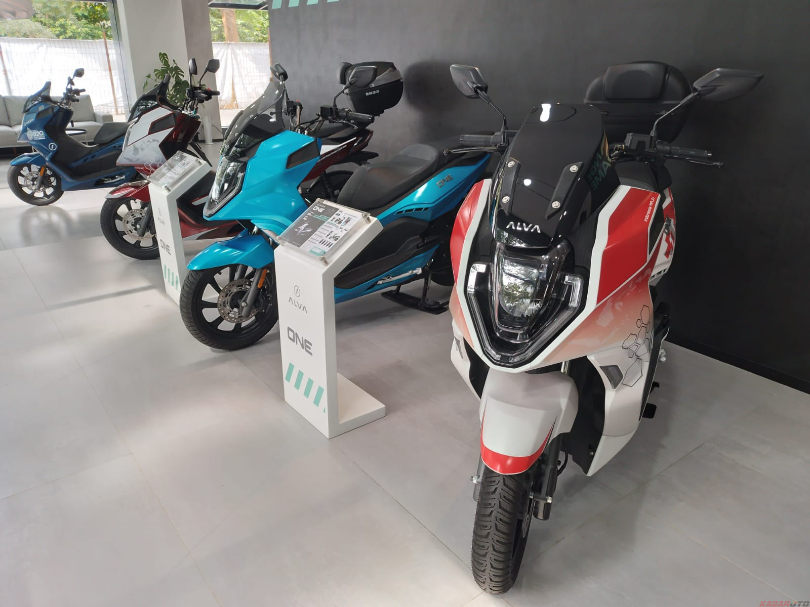 Pemesanan Motor Listrik Alva One Diklaim Tembus Ribuan Unit