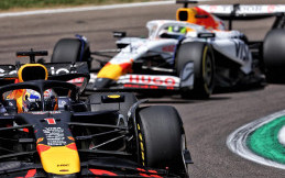 Bursa Kursi F1 2026 Memanas Max Verstappen Dikunci Hingga 2028, Perez dan Bottas Incar Cadillac