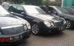 PT Blue Bird Tbk Adakan Bazaar Mobil Bekas Berkualitas