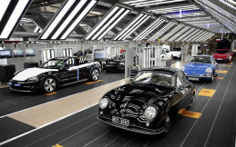 Genap Berusia 75 Tahun, Intip Sejarah Porsche Ini