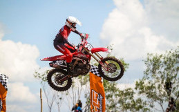 Dua Pembalap AHRT Kuasai Podium Kejurnas IndoMX Malimpung