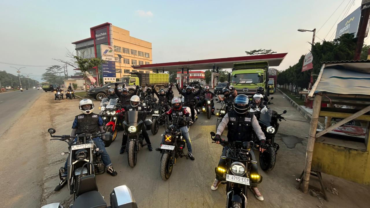 X Brothehood dan QJ Riders Bersama Gelar Touring dan Baksos di Sukabumi