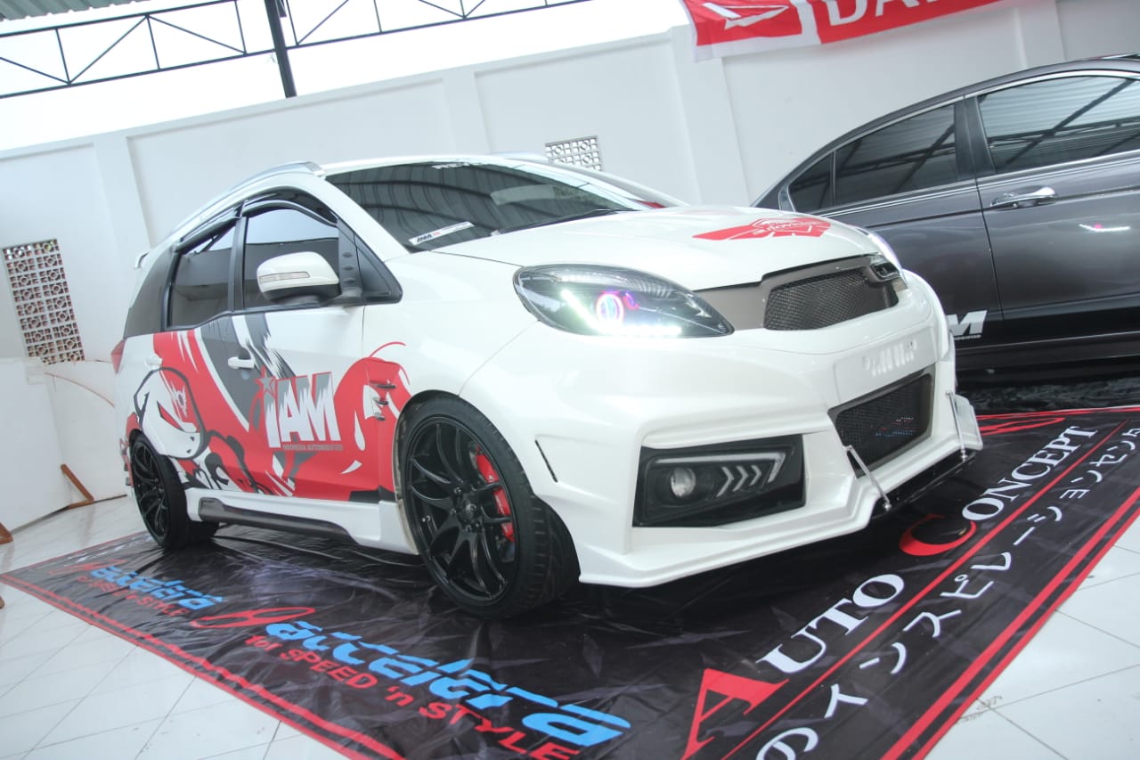 Honda Mobilio RS pemenang pertama Autolight Up Banyuwangi