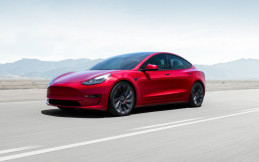 Tesla Recall 362.758 Mobil Terkait Full Self-Drive