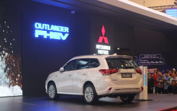 Mau Beli Outlander PHEV? Tenang Mitsubishi Support Home Charging
