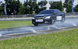Bridgestone Gandeng  Komunitas Mobil untuk Uji Ban Turanza T005A 