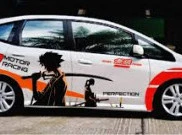 Salah Pasang Stiker Mobil, Anda Bisa Masuk Penjara