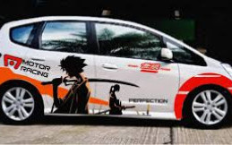 Salah Pasang Stiker Mobil, Anda Bisa Masuk Penjara