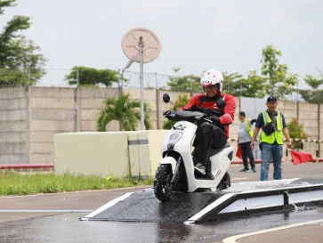 Jangan Abai, Begini Pengecekan Rutin Motor Listrik yang Benar