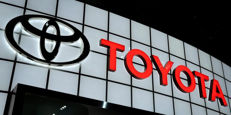 Toyota Investasikan US$1 Miliar di Grab