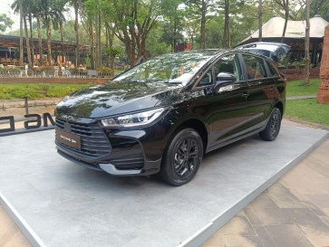 Pasar PHEV Indonesia Agustus 2026 Memanas: BYD M6 DM Perkasa
