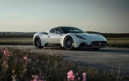 Maserati MC20 Racikan Novitec Pertahankan Tampilan Standar