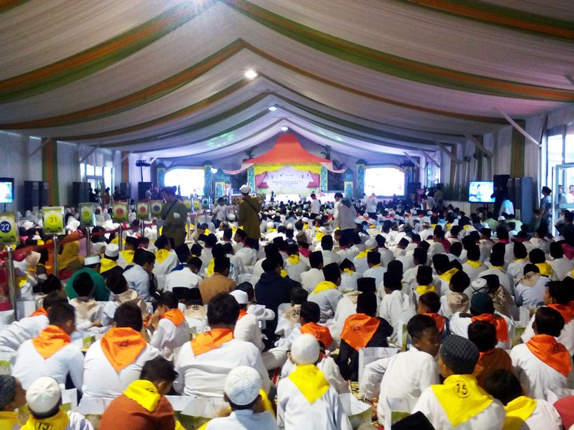 PT Pertamina Gelar BUkber Dengan 9200 Yatim