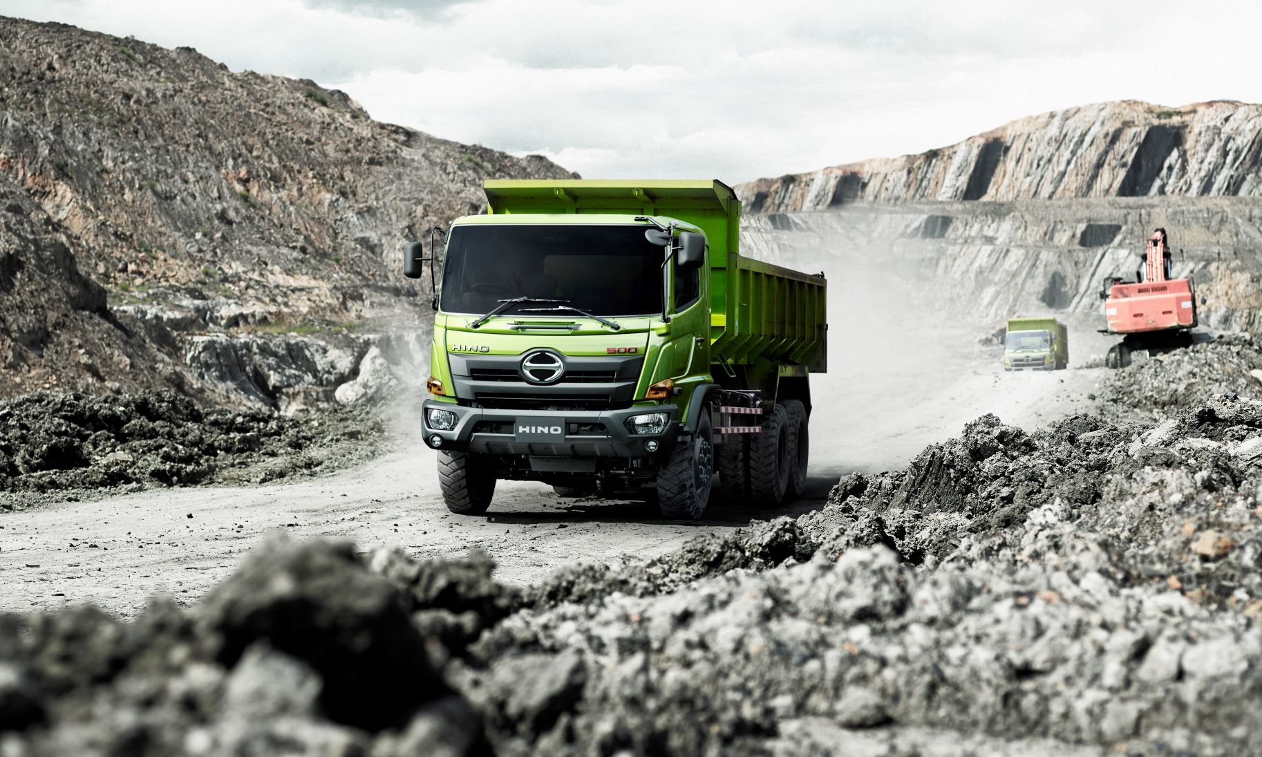 Penjualan Kendaraan Niaga 2025 Turun, Hino Andalkan Segmen Medium Duty Truck