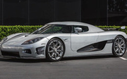  Mobil  Koenigsegg CCXR Milik Floyd Mayweather Cari Pemilik Baru