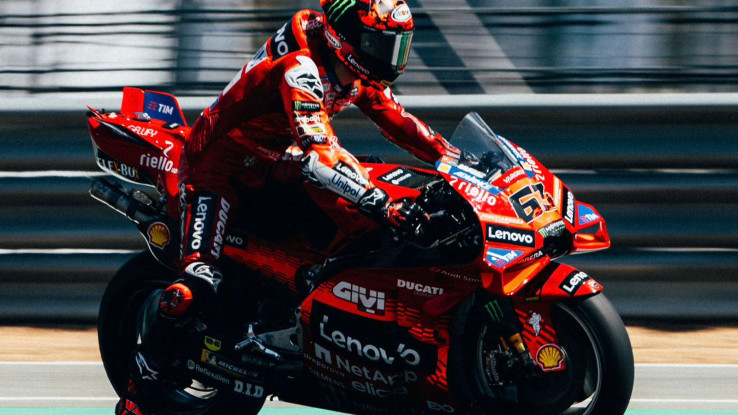 Ducati Bantah Francesco Bagnaia Tertekan Setelah Dua Kali Kalah dari Marc Marquez