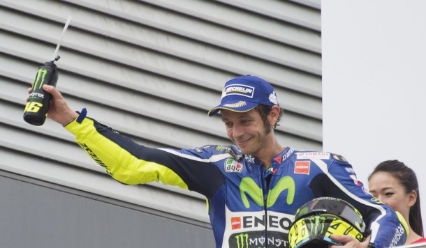 Rossi Girang Lorenzo Bercerai Dengan Yamaha, Apa Alasannya?