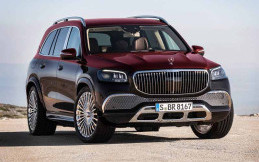 Kanye West Beri Hadiah 5 Unit Mercedes-Maybach GLS untuk Kim Kardashian