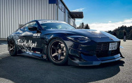 Body Kit HKS untuk Nissan Z Bertema Time Attack
