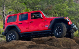 Jeep Performance Parts Sediakan Lift Kit untuk Wrangler dan Gladiator