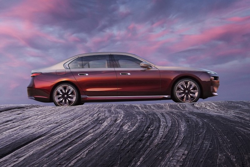 BMW Group Perkuat Inovasi di Seri 7 Terbaru Menuju Net Zero