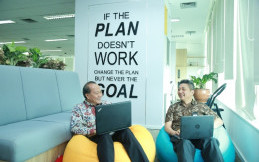 Pengembangan Layanan Berbasis Digital Adira Insurance Berbuah Manis