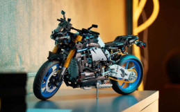 Lego Technic Yamaha MT-10 Bisa Jadi Koleksi